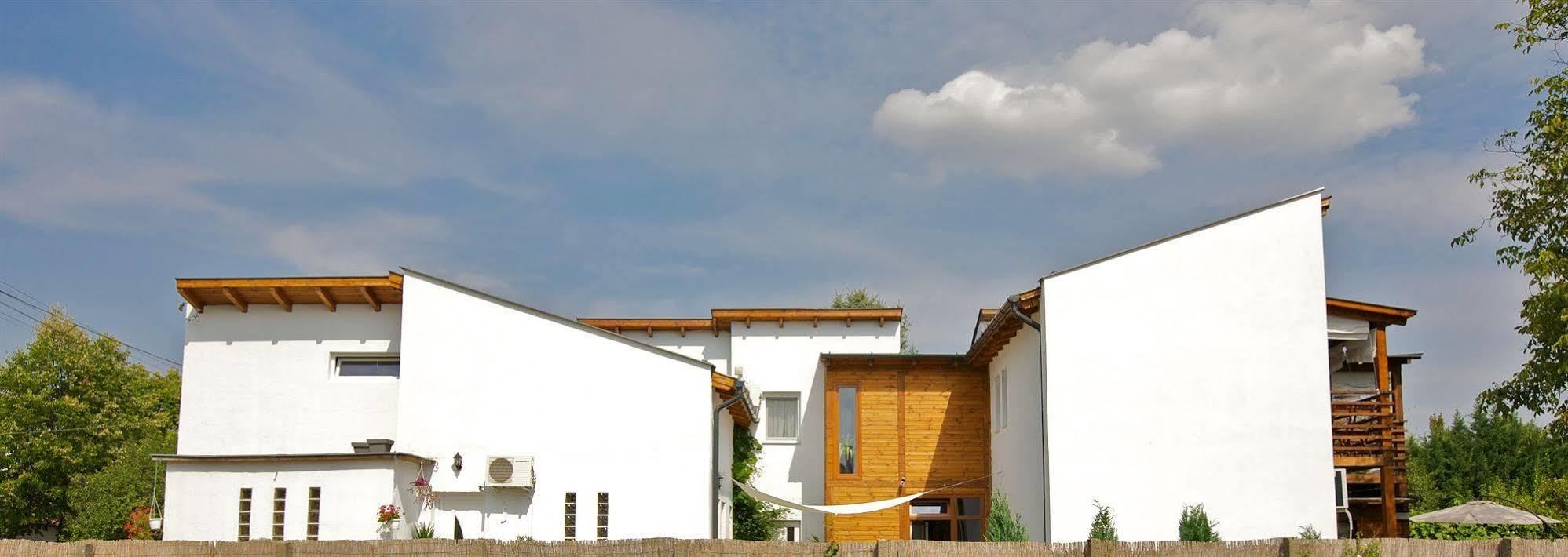 Sunset Apartments Hajdúszoboszló Extérieur photo